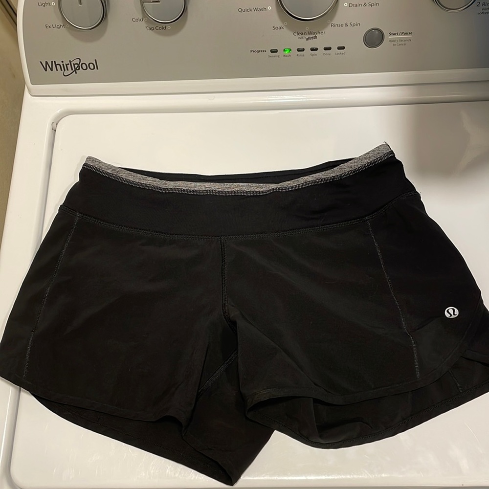 Lululemon Run Speed Up Short size 4 black